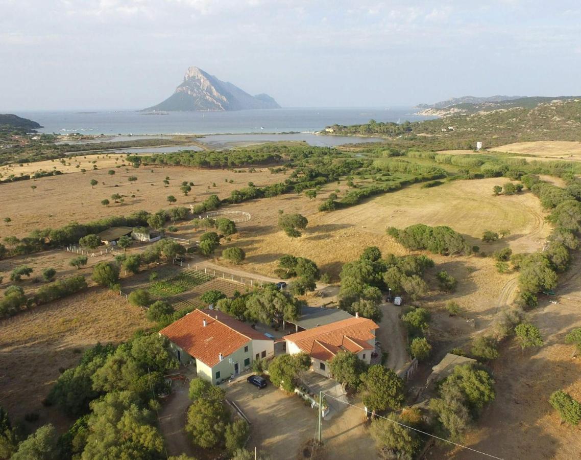 B&B La Taerra Porto San Paolo  Exterior photo